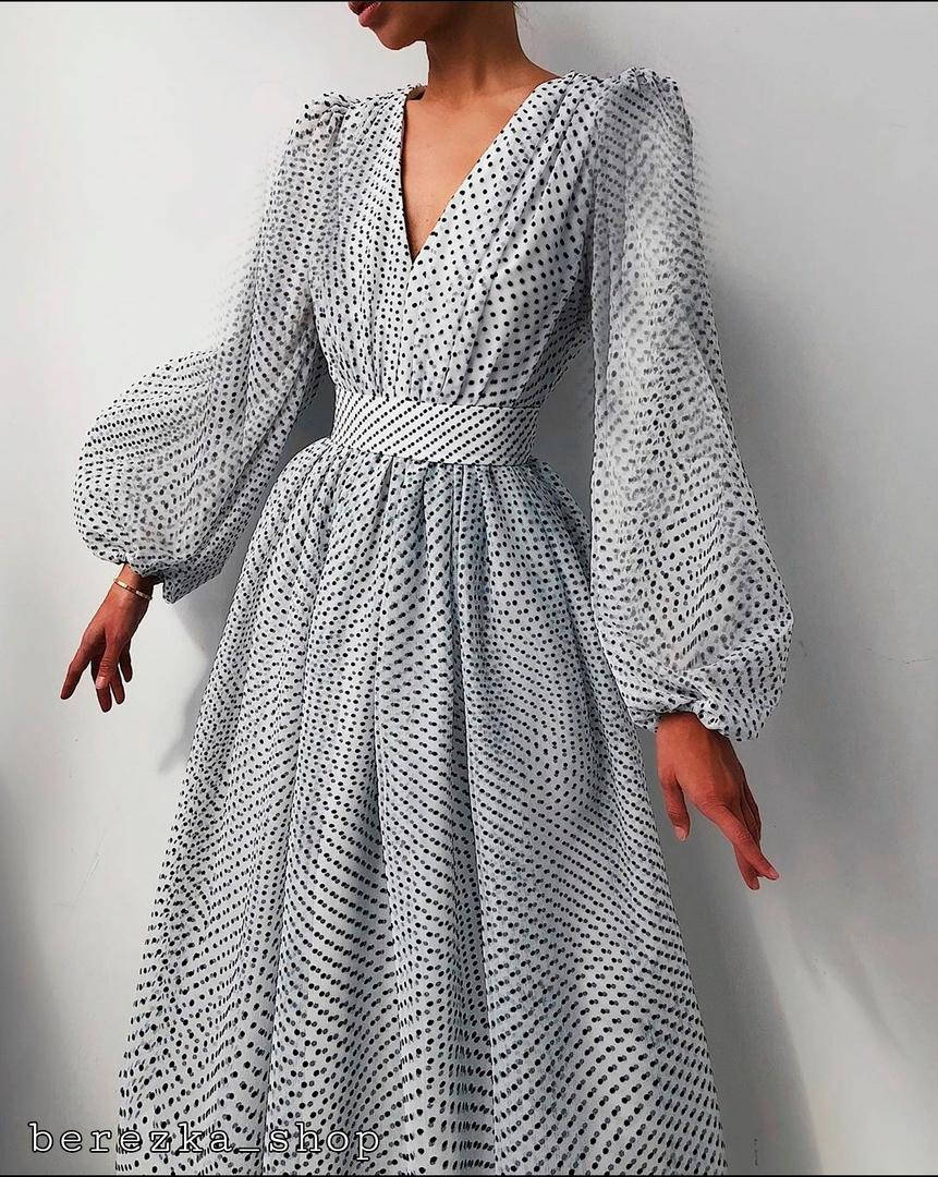 

Красивое женское платье с сеткой горох нарядное белое 48