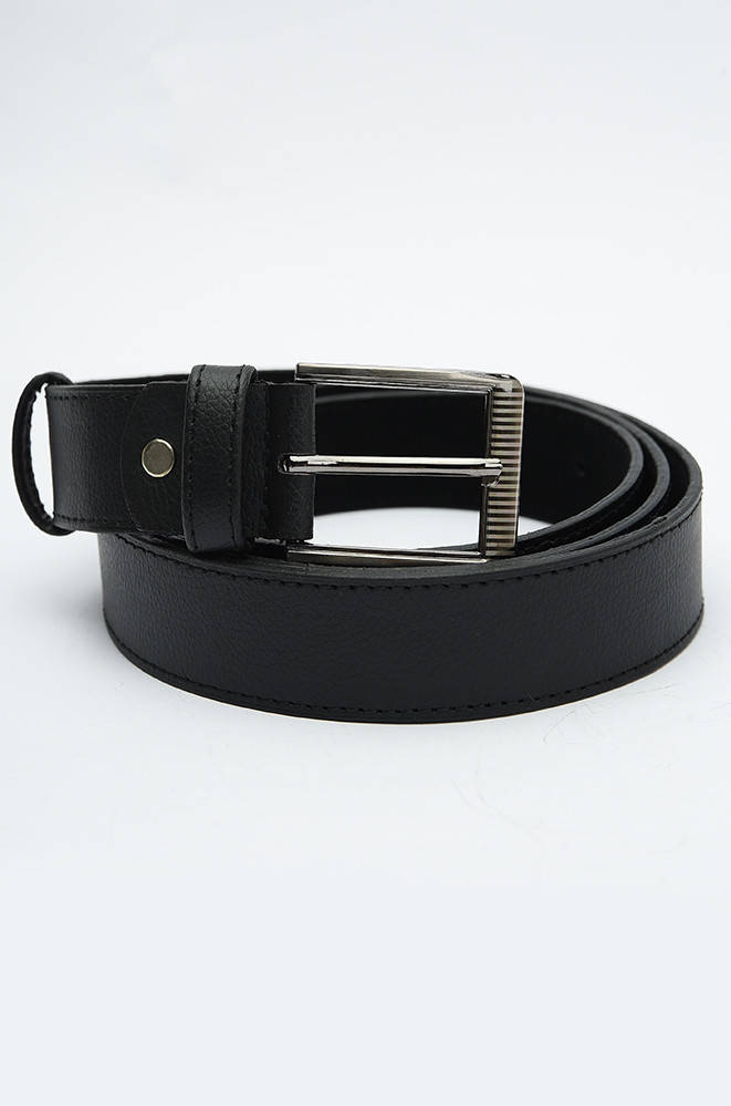 

Ремень мужской черный 133*3 см ААА 141742M