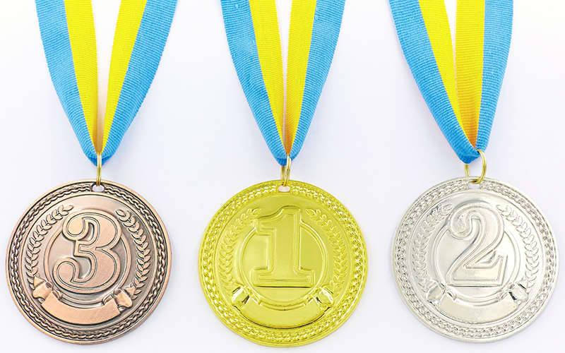 

Медаль диаметр 6,5 см. 1, 2, 3 место с ленточкой
