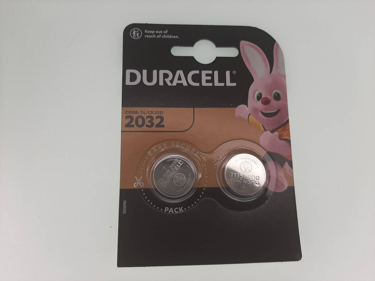 

Батарейка для часов. Duracell CR2032 3.0V 200mAh 20x3.2mm. Литиевая