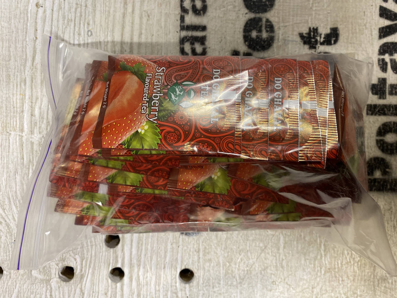 

Чай в пакетиках Do Ghazal Strawberry Flavored Tea 50дві газелі полуниця
