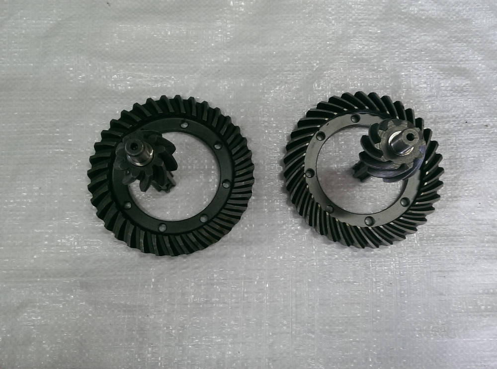 

Днепр, МТ мотоцикл Коничка 9 или 10 зубьев