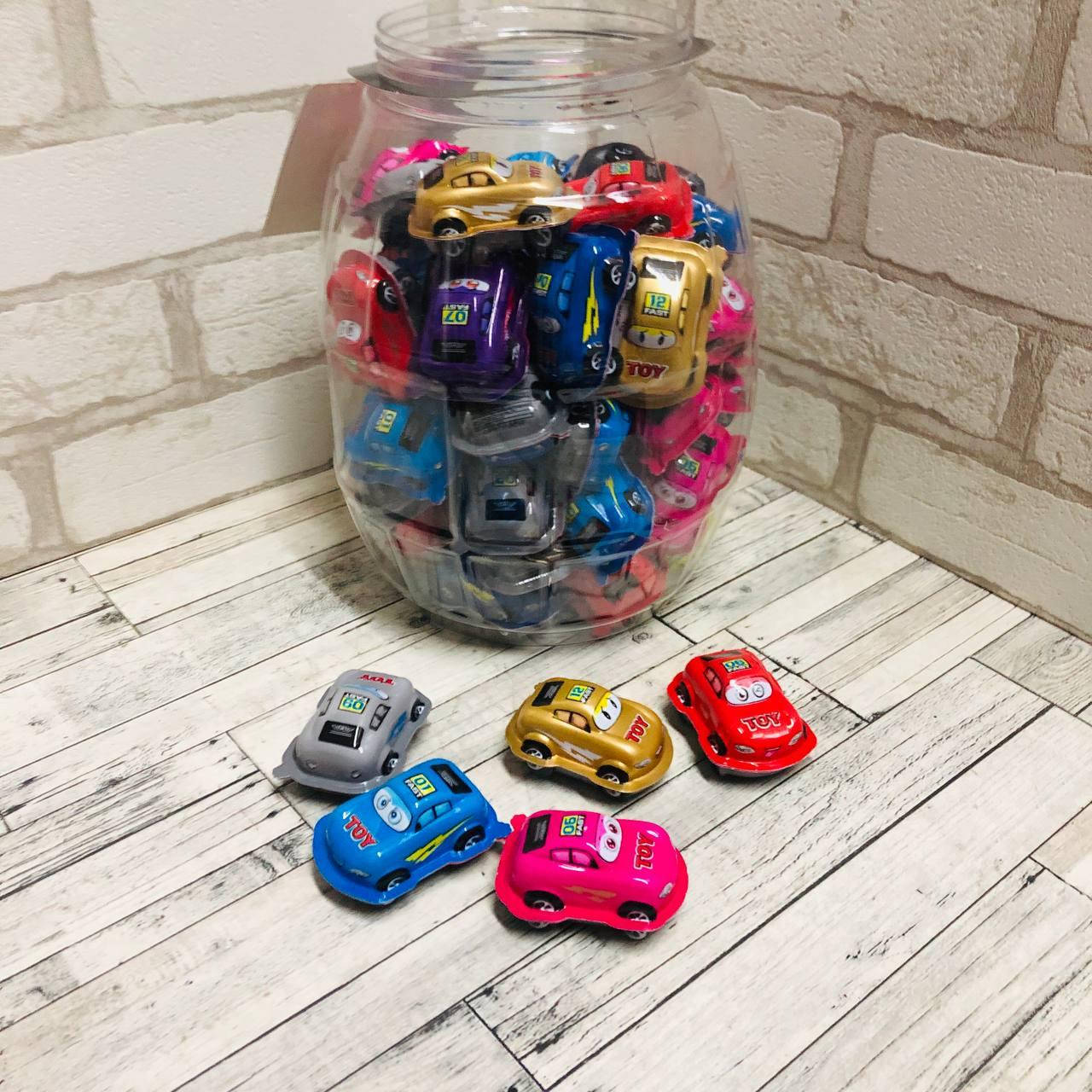 

Яйцо пластиковое King EGGS CAR с шоколадными машинками Mini CAR 60 шт