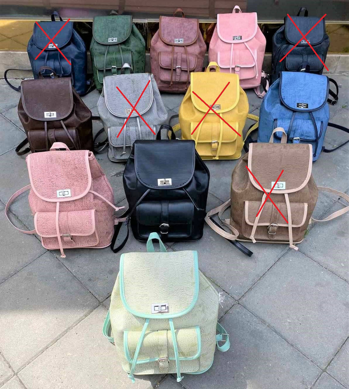 

Женский рюкзак городской 35*25 см на затяжках в разных цветах DPolo, Разные цвета