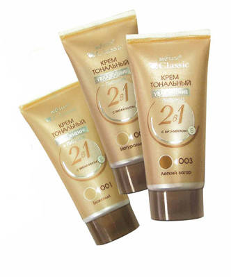 

Тональный крем "Увлажнение и питание" с витамином E Bielita Classic