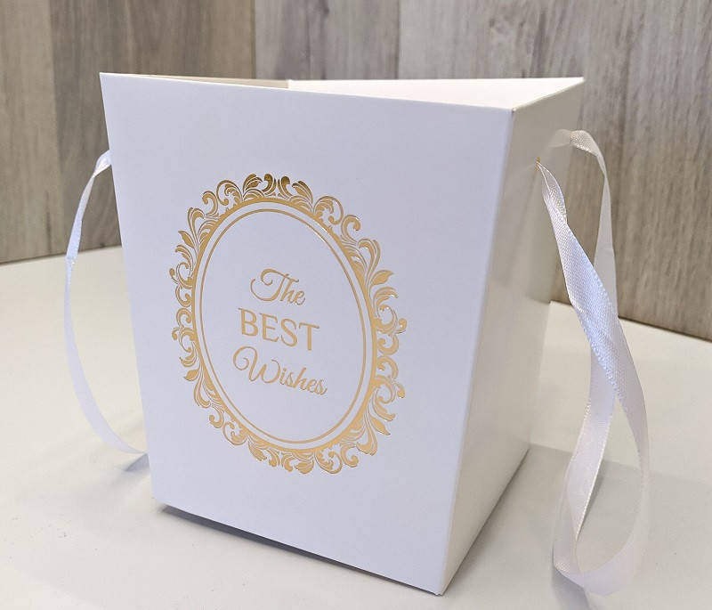 

Пакет для цветов и подарков малый Белый