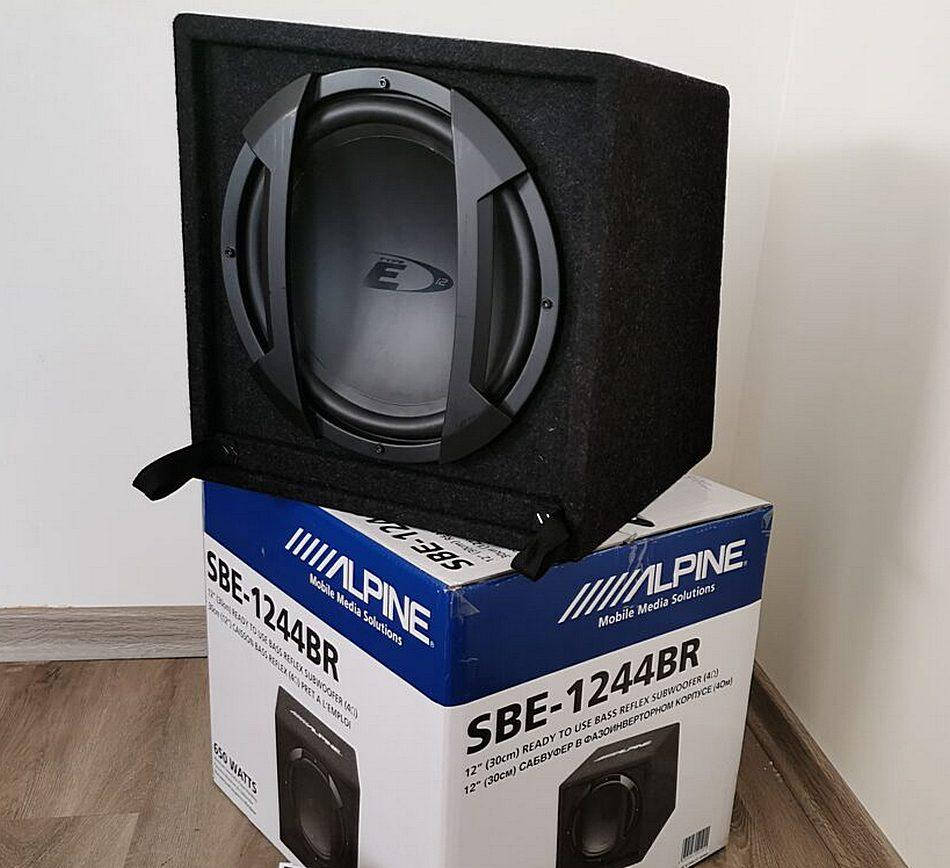 

Автомобильный сабвуфер Alpine SBE-1244BR корпусной пасивный 12" (30см) 200/650Вт 4Ом