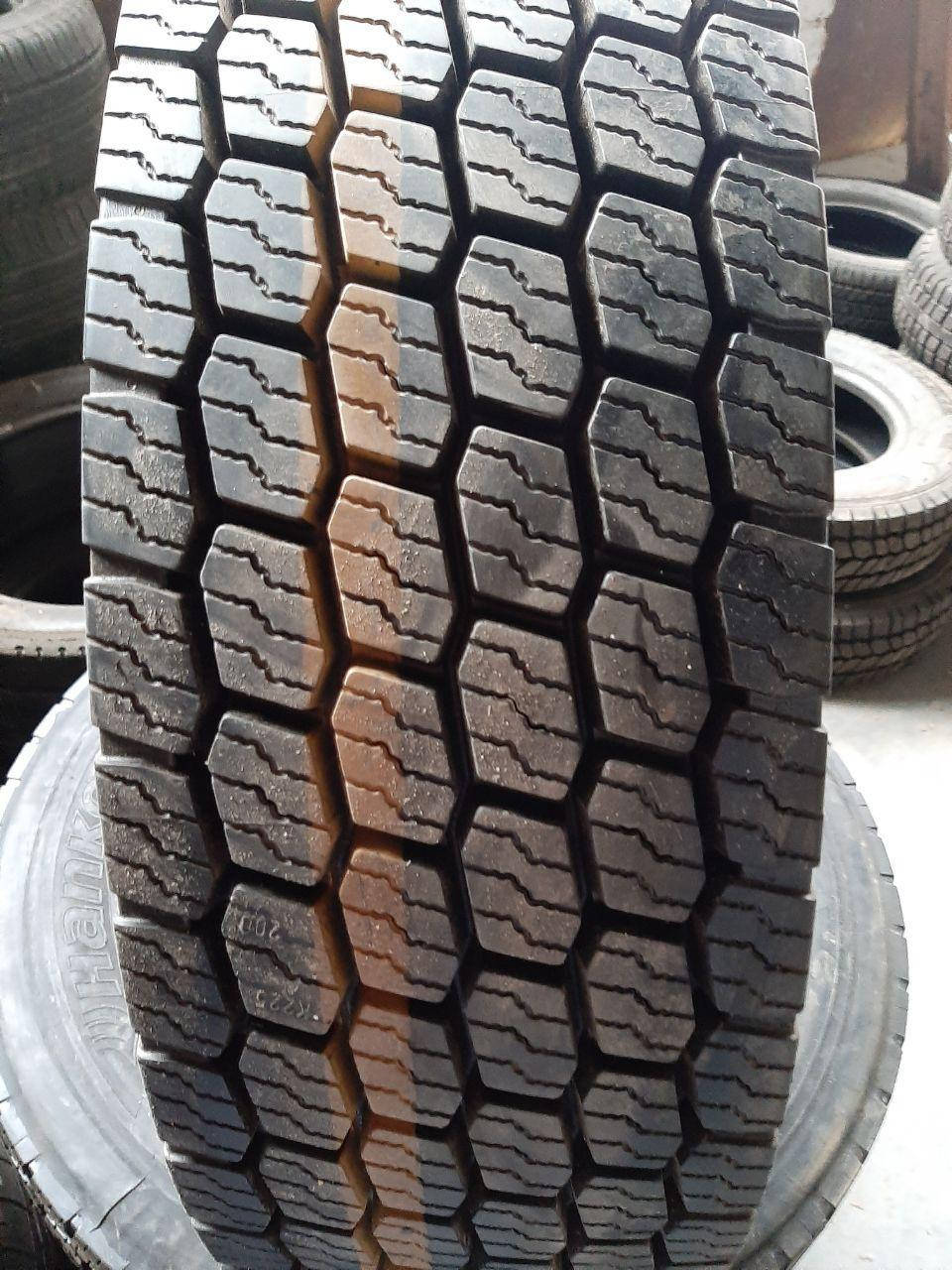 

Грузові шини 225/75 R 17.5