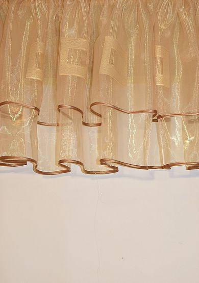 

Ламбрекен прямой на тесьме. Ширина 5,9 м, высота 0,50 м, Золотистый