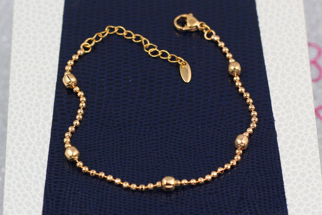 

Браслет Xuping Jewelry между мелкими шариками вставлены крупнее 17 см 3 мм золотистый