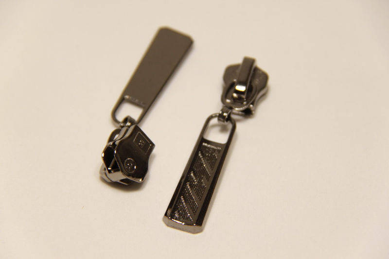 

Бегунок для молнии металл №5 арт 7 (30 шт)