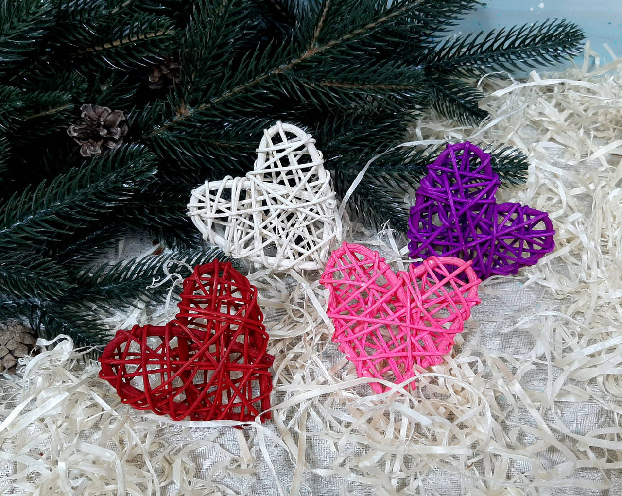 

Сердечко из ротанга 6,5см, цвета в ассортименте