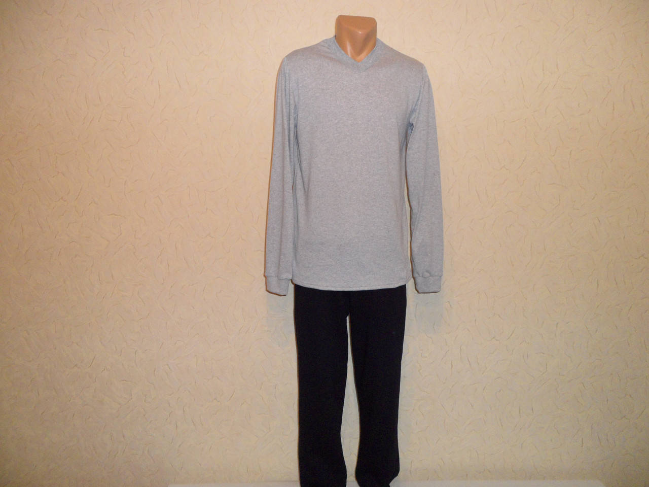 

Футболка мужская с длинным рукавом серая хб