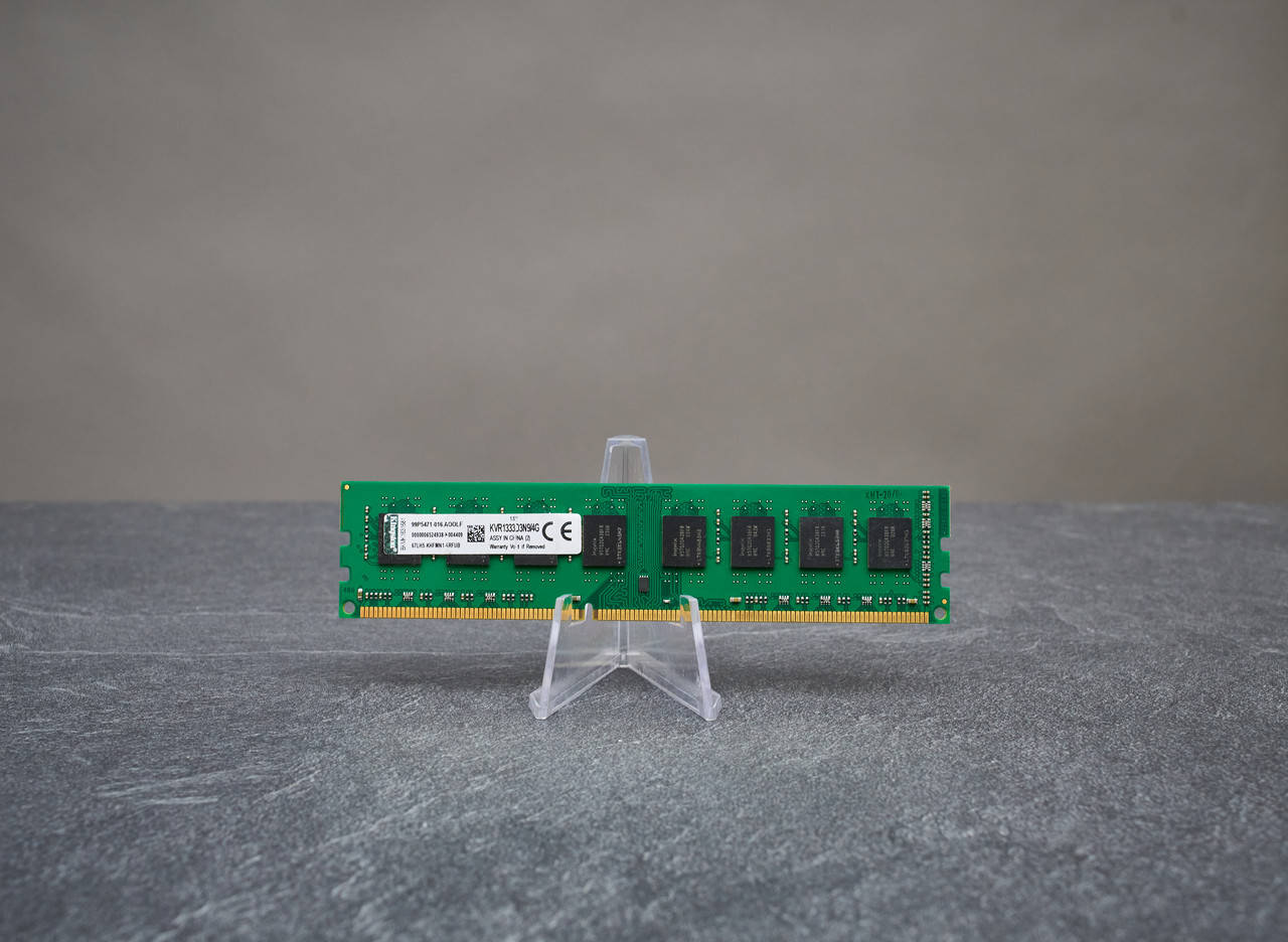 

Оперативная память Kingston DDR3 4GB 1333MHz (KVR1333D3N9/4G) Б/У