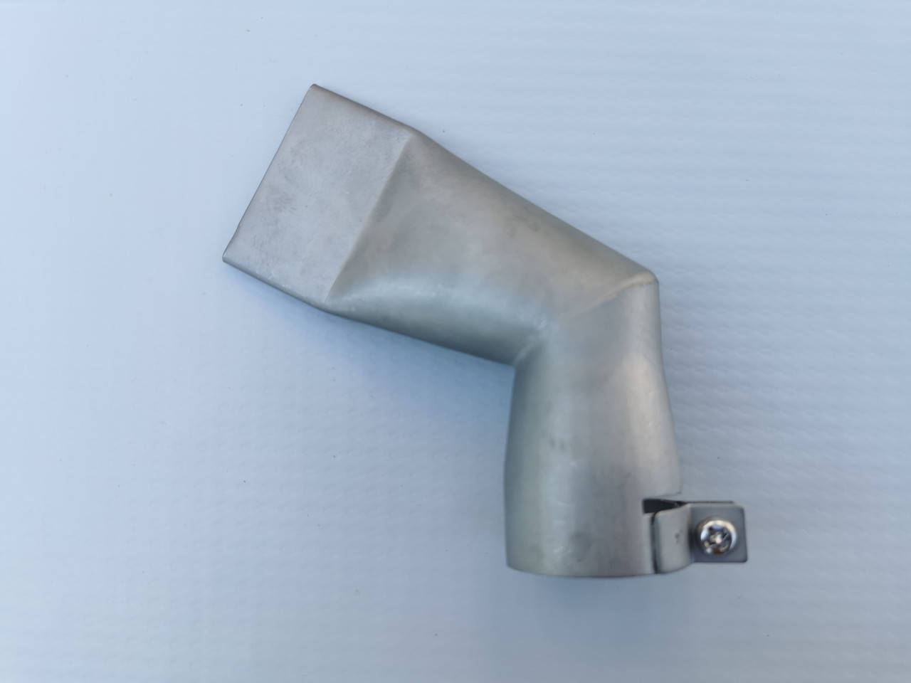 

Щелевая насадка 40мм 60° град. 107.132 Leister Herz Neico