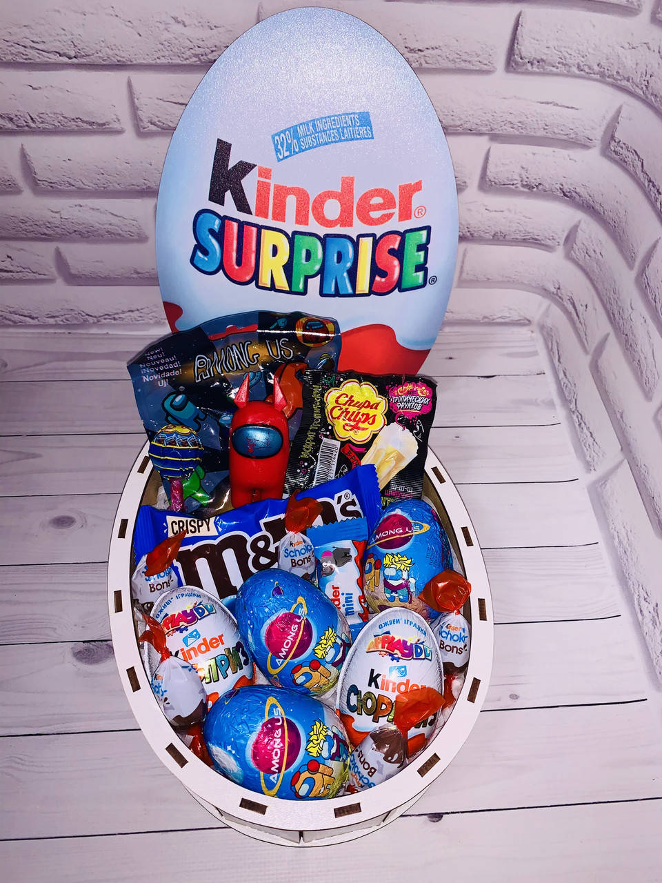 

Киндер сюрприз для мальчика с Among Us Амонг Ас