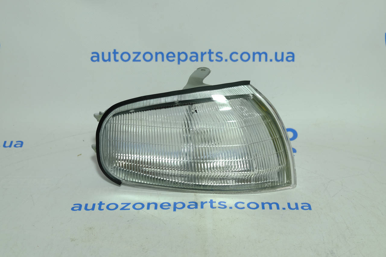 

Указатель поворота (габарит) правый Toyota Camry 1992-1995 8161033020 - DEPO