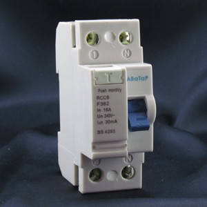 

Устройство защиты УЗО 1x63А 30мA АВаТар ST 684