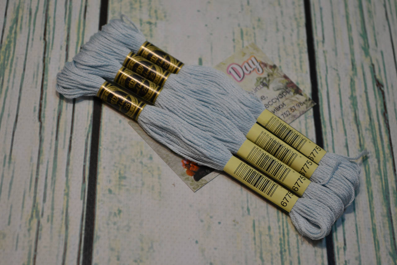 

Мулине Royal Broderie, цвет №775