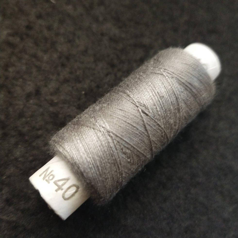 

262 Нитки в катушках, швейные 100 полиэстер 40/2 (боб 200м)