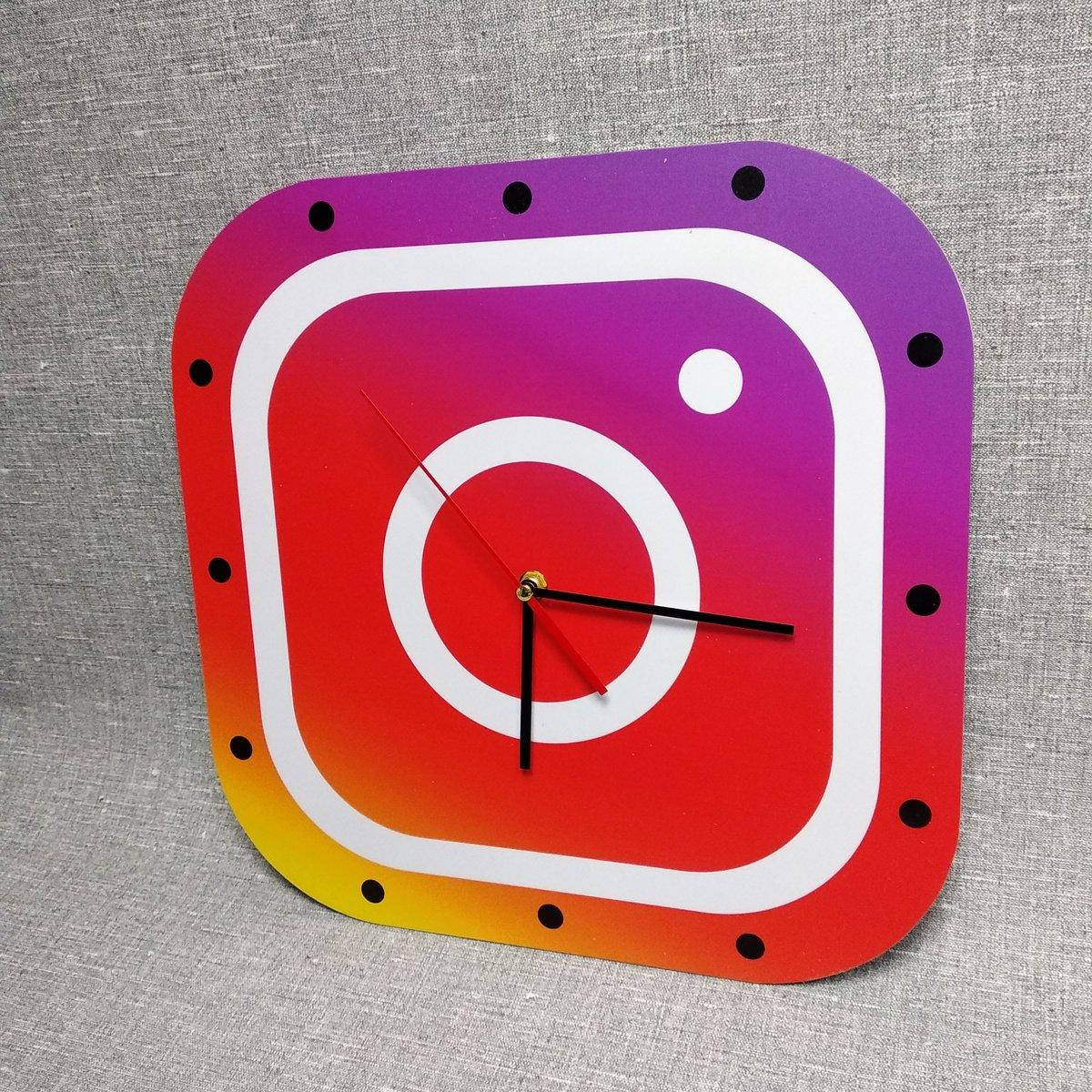 

Часы настенные Instagram 30х30 см