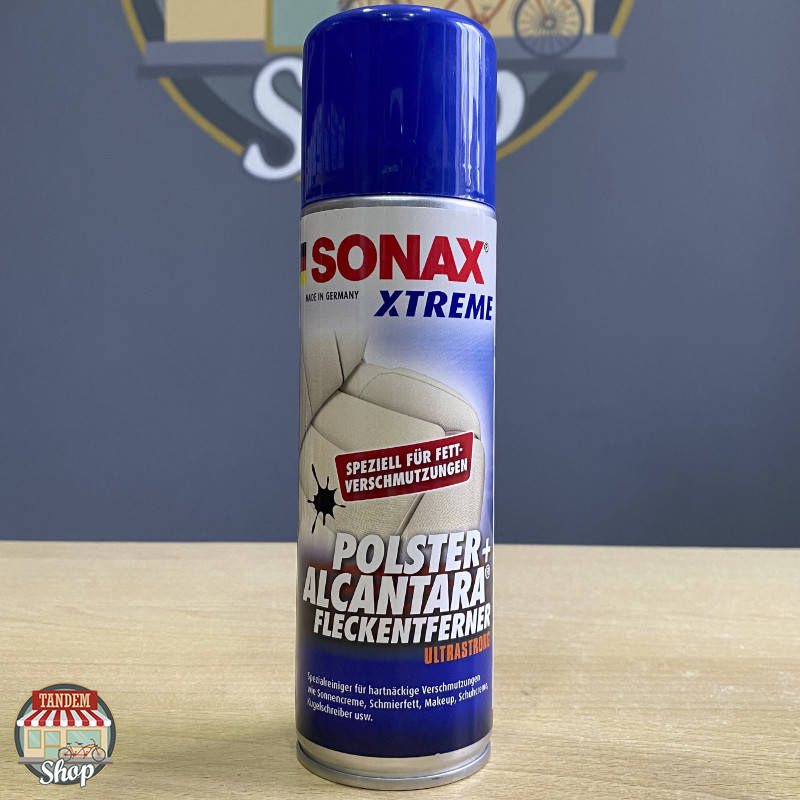 

Средство для удаления пятен с текстиля и алькантары SONAX XTREME Polster + Alcantara Fleckentferner, 300 мл