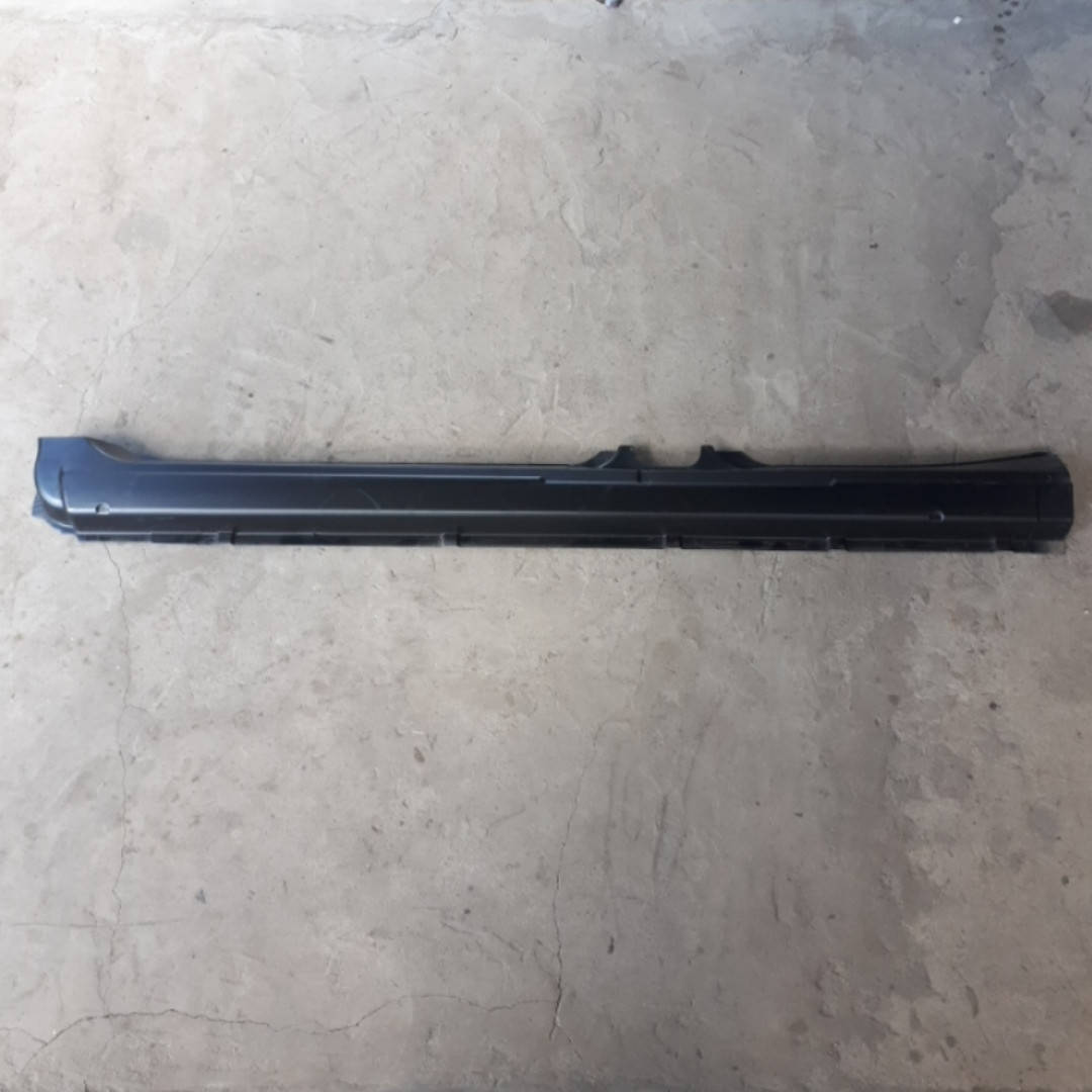 

Порог левый правый ВАЗ 2110 2111 2112