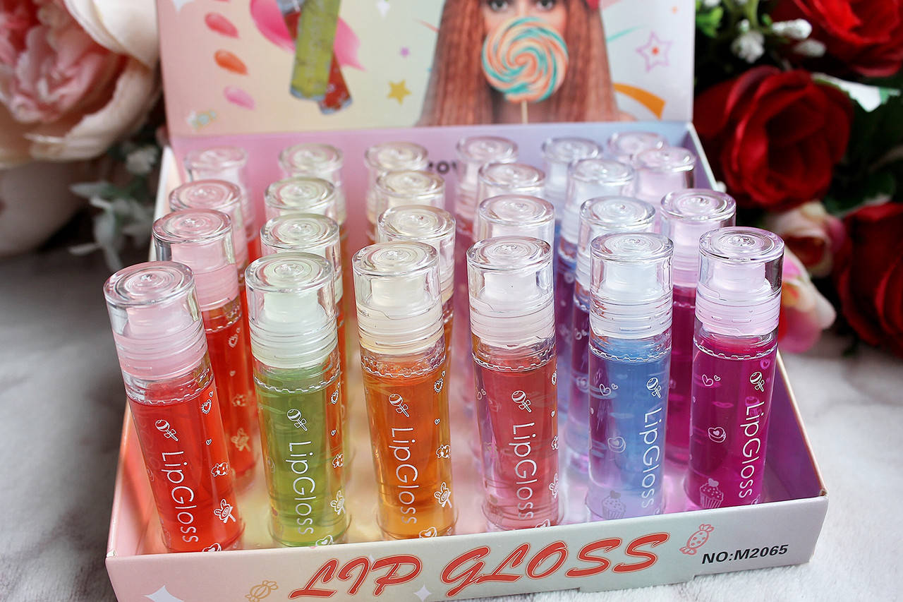 

Блеск для губ роликовый Bubble Gam