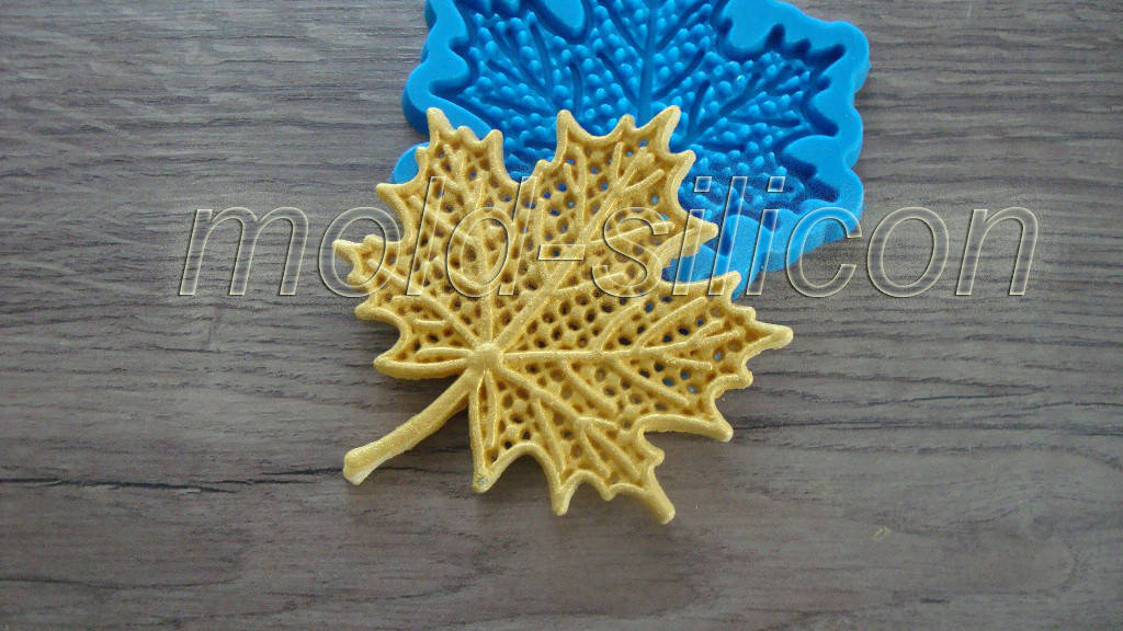 

Силиконовый молд "Кленовый лист 1"