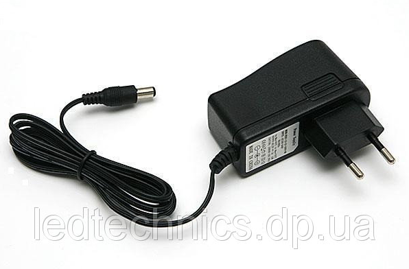 

Блок питания (адаптер) 12v 1a 12w, 12в 1а 12вт розеточный в пластиком корпусе