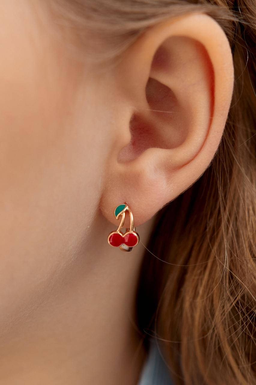 

Серьги вишенки медицинский сплав.