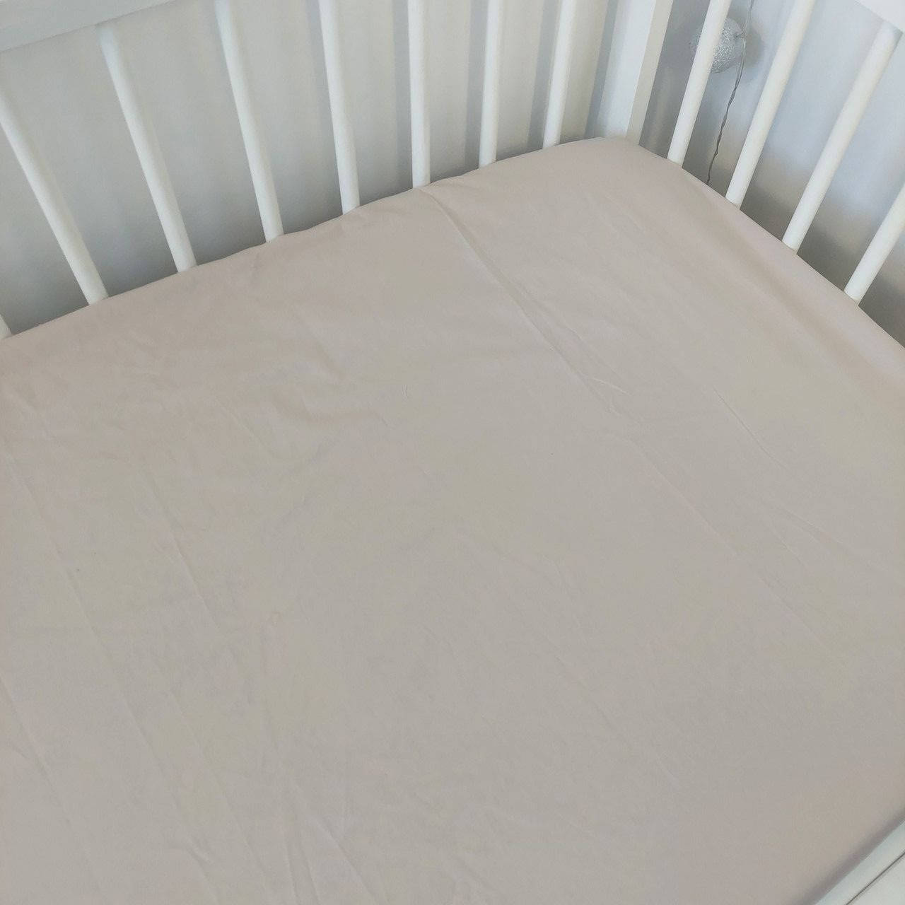 

Простинка на резинці в дитяче ліжечко 120*60см бежева (Простынь на резинке в детскую кроватку), Бежевый