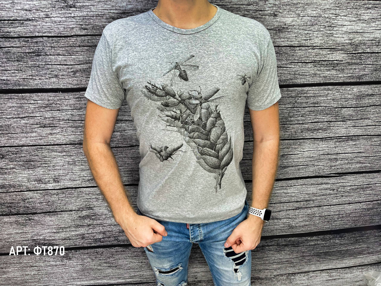 

Мужская футболка. Размеры: M, L, XL (маломерят на размер)