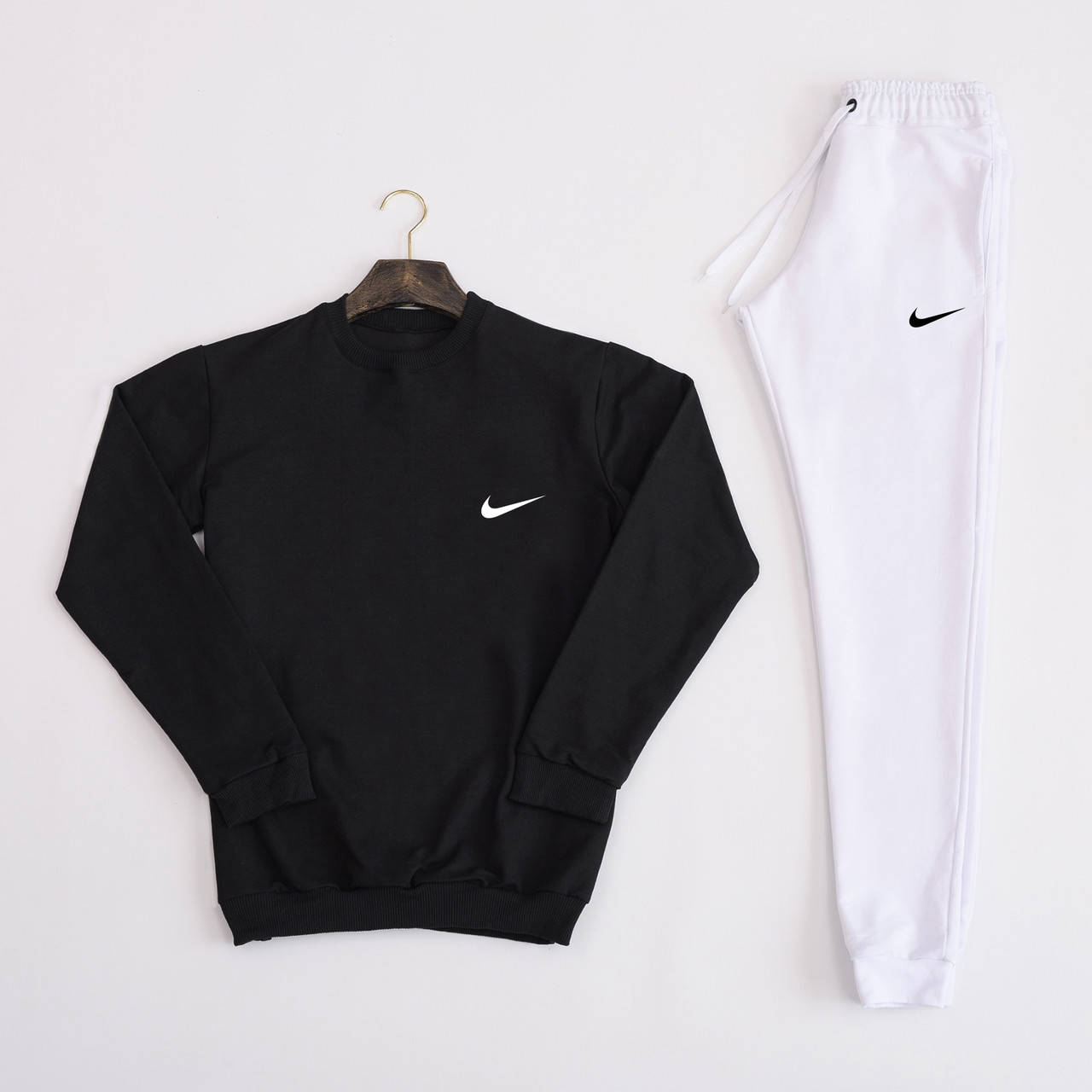 

Спортивный костюм в стиле NIKE весений, летний Кофта Найк и мужские штаны NIKE на манжетах трикотажные, Черный