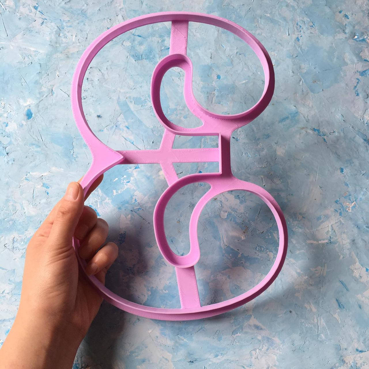 

Вирубка ТОРТ - ЦИФРА 26см. #3 / Вырубка - формочка для торта - цифры 26 см.