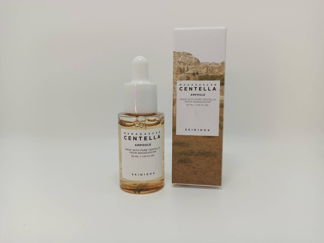 

Успокаивающая ампульная сыворотка Skin1004 Madagascar Centella Ampoule, 30 мл