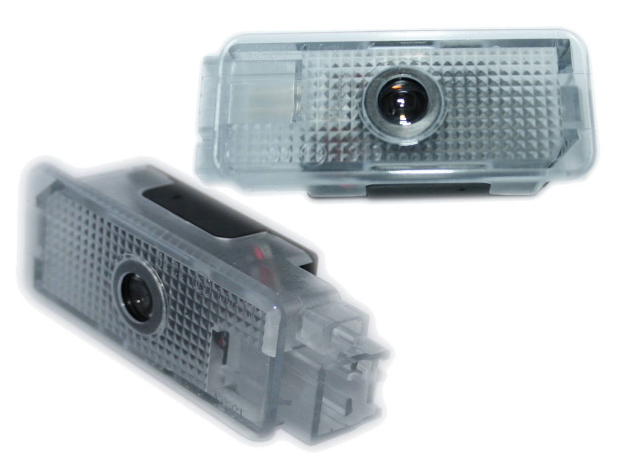 

Штатная подсветка двери с логотипом Citroen 2009-2014C6