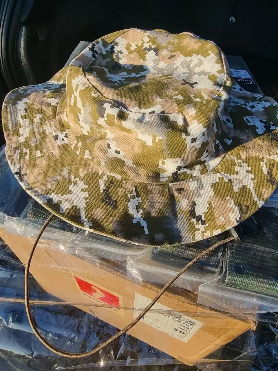 

Военные панамы, резинка с регулировкой, отверстия для вентиляции 56-58 HARVER