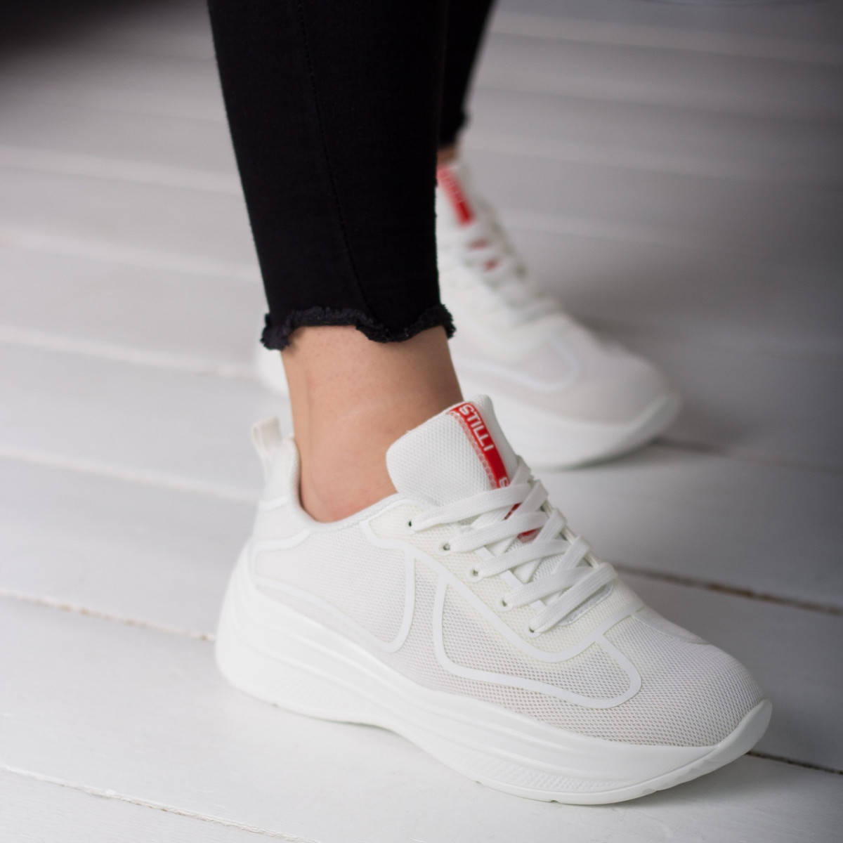 

Кроссовки женские Fashion Gabbie 2567 38 размер 24,5 см Белый