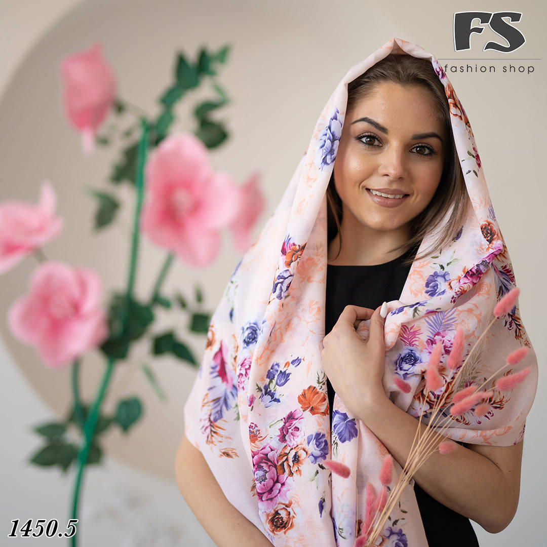 

Весняний персиковий шарф Пробудження, Серый