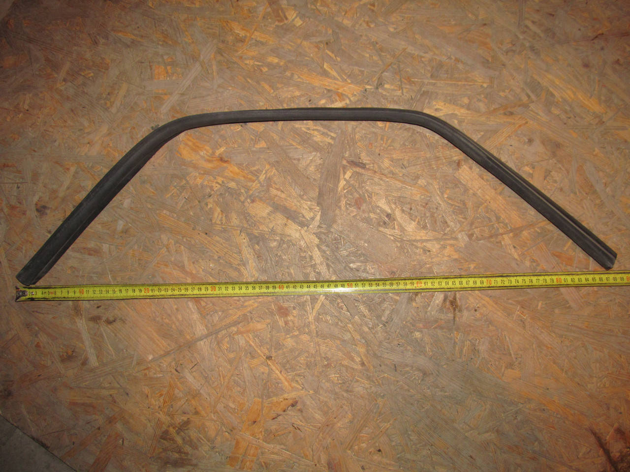 

Уплотнитель(103см) под капотный renault kangoo nissan kubistar рено кенго ниссан кубистар (капота) 03-08г.