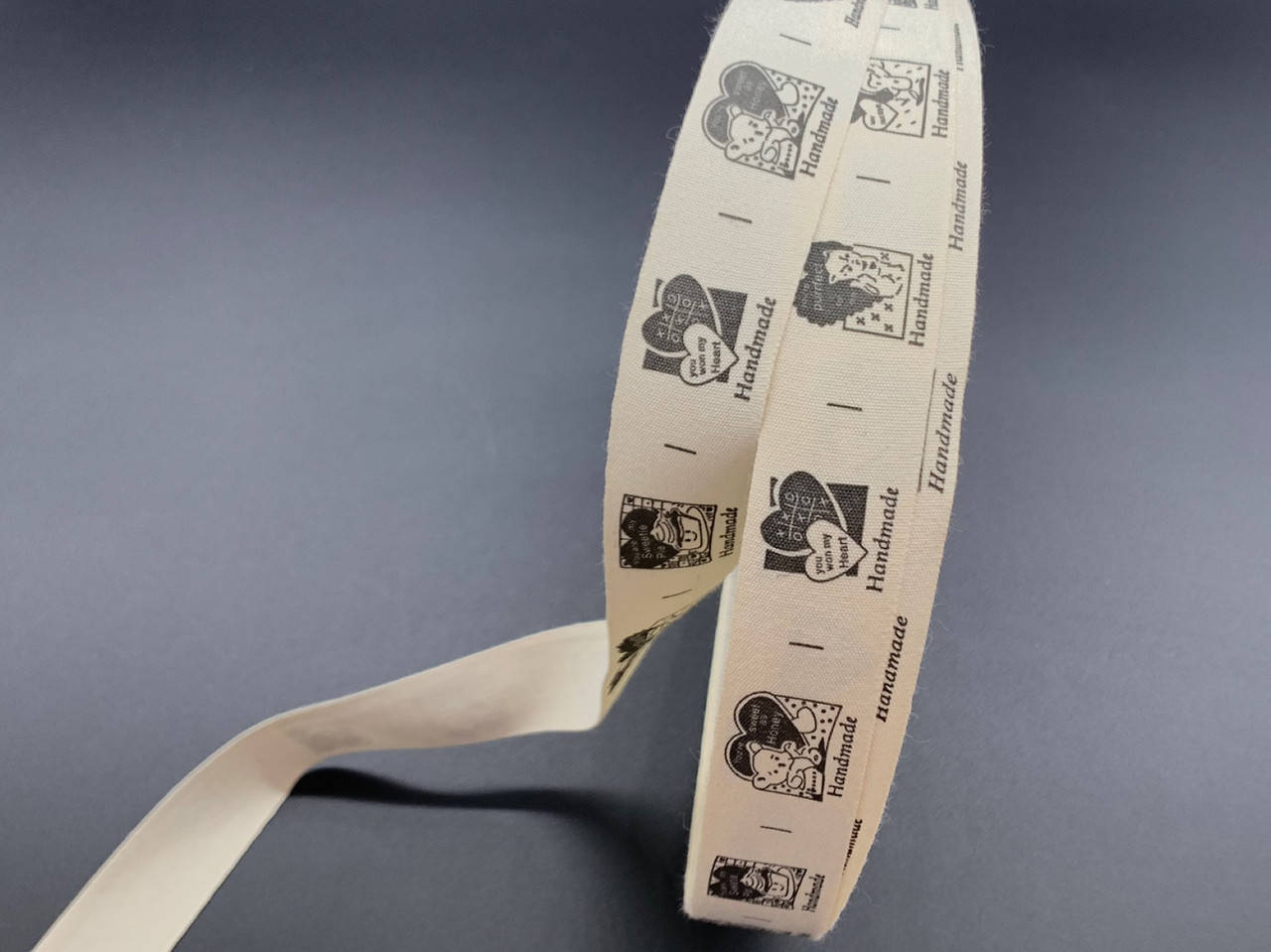 

Лента декоративная с узором. HandMade. 2,5см