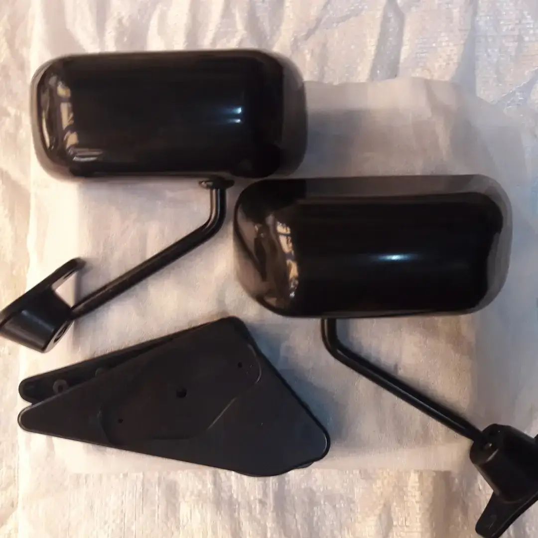 

Зеркала универсальные F-1 черные