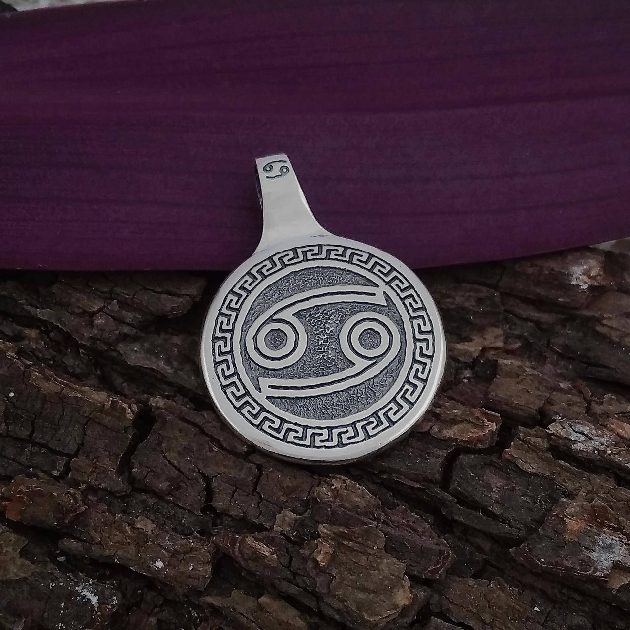

Серебряная подвеска знак зодиака "Рак"