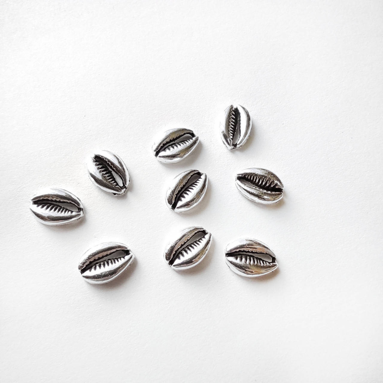 

Подвеска ракушка 1 см