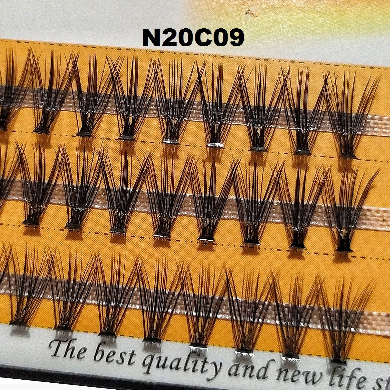 

Ресницы Nesura Eyelash 20D, 9 мм, изгиб C, 0,07, 60 пучков Несура ресницы пучки, пучки 20д, Черный