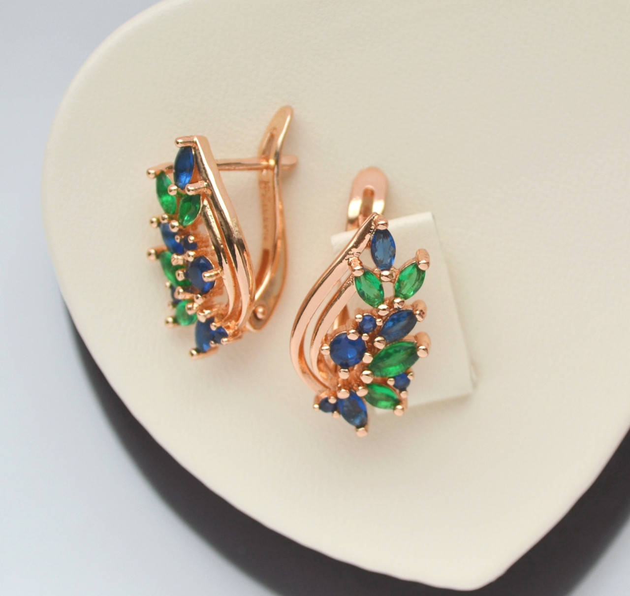 

Серьги с разноцветными кристаллами позолота 18к.