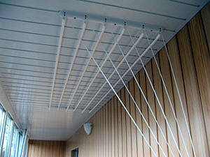 

Сушилка для белья потолочная на 6 треугольных прутьев 1,7м (Польша), Белый