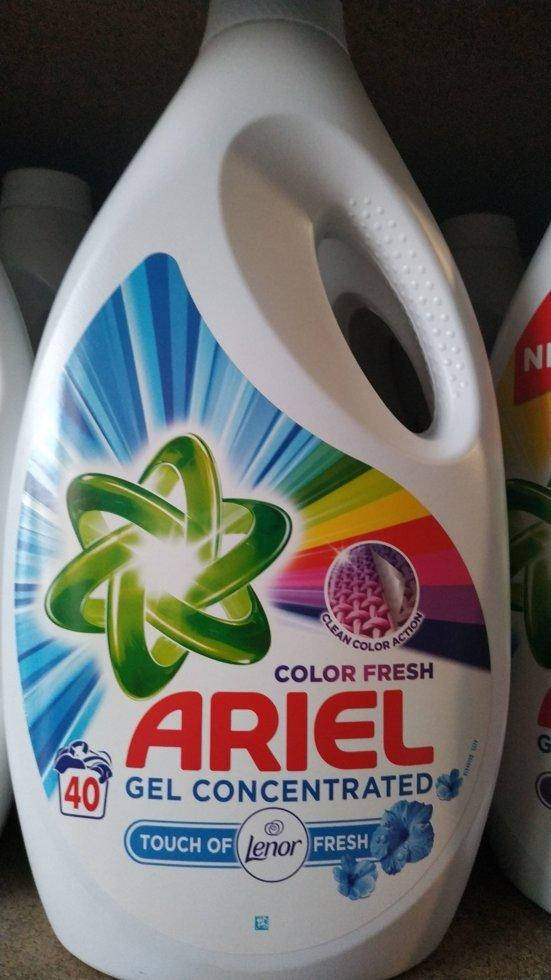 

Гель для стирки белья ARIEL Colors Lenor 2.2л 40 стирок ариель концетрат