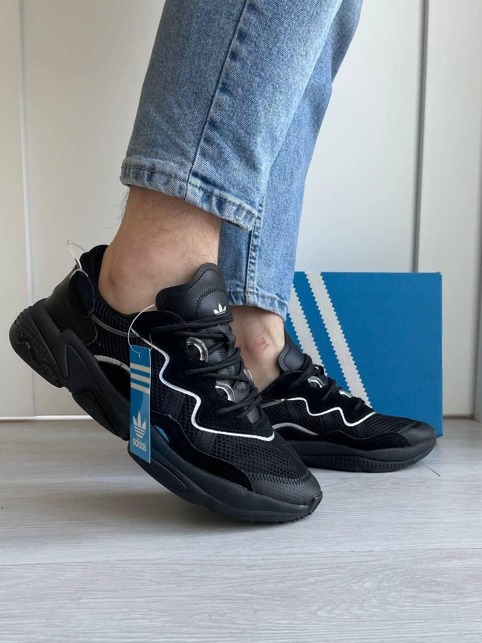 

Кросівки чоловічі Adidas Ozweego black / кросівки чоловічі адідас озвіго 44, Черный